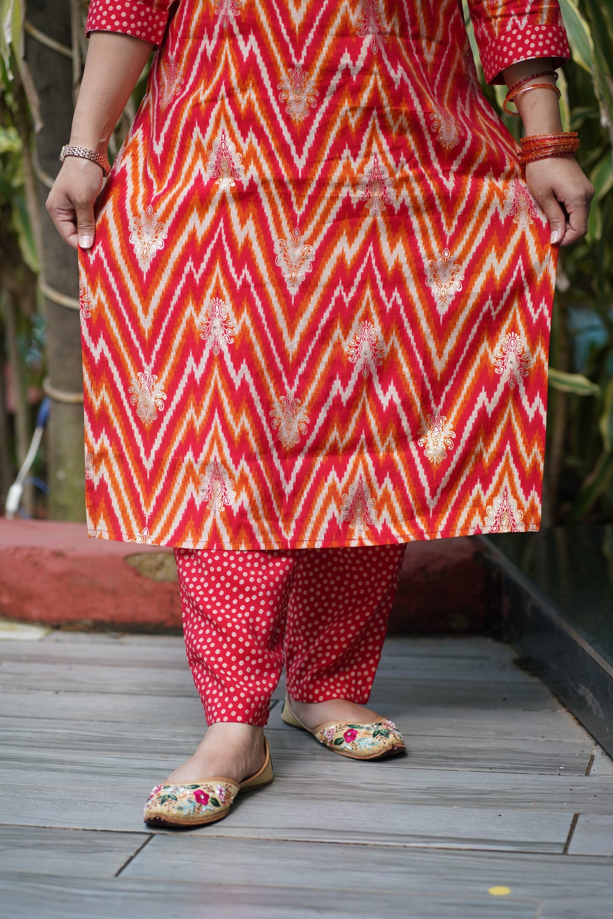 Red Chevron Zigzag Print Suit with Mirror Embellished Neckline – 3-Piece Set