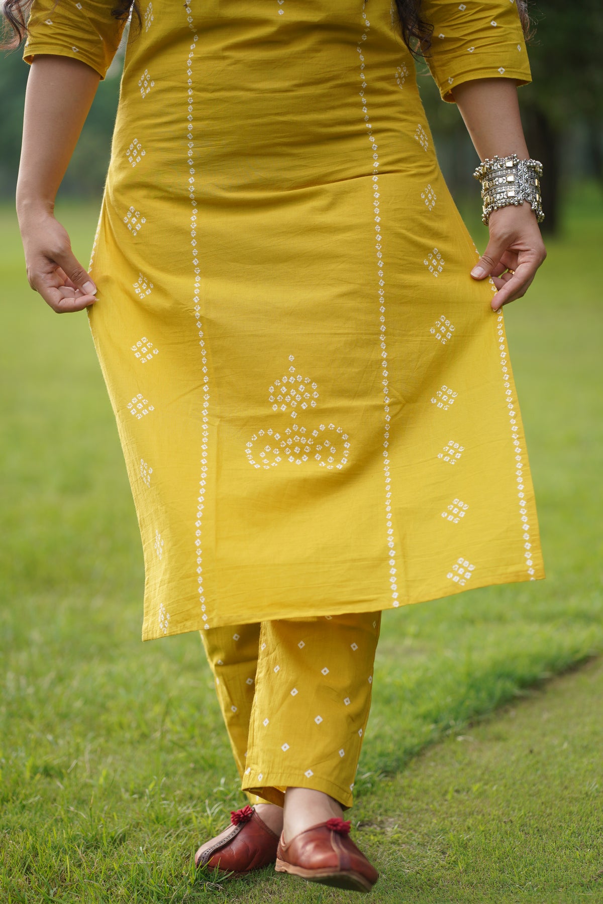 MUSTARD YELLOW BANDHANI Print 3 Piece Suit Set with Mirror Work